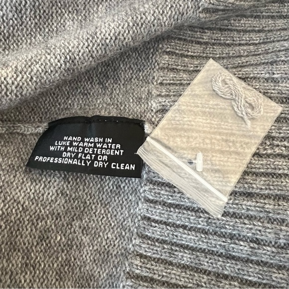 NWOT Sutton Studio Gray Cashmere Duster S - Picture 7 of 11